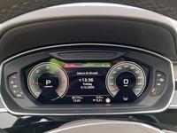 Pohled na přístrojovou desku