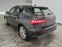 Widok z tyłu po stronie lewej