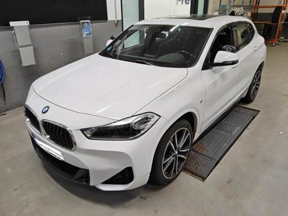 Náhľad spredu zľava