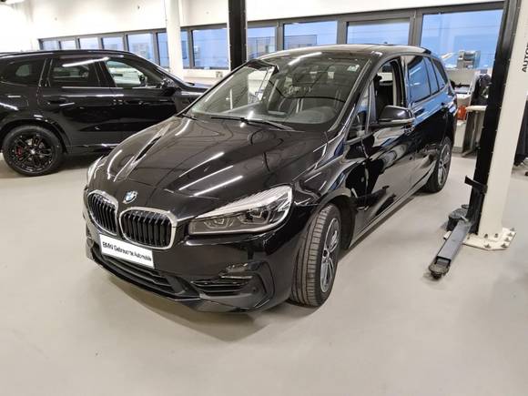 Náhľad spredu zľava