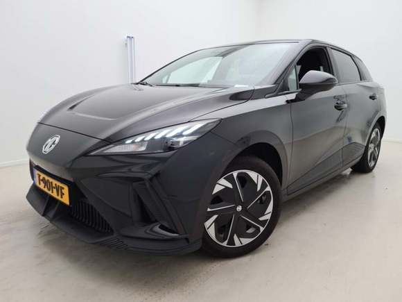 Pogled od napred levo