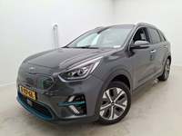 Pogled od napred levo