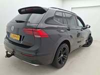 Pogled od pozadi desno