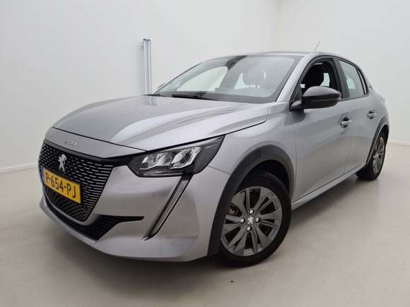 Pogled od napred levo