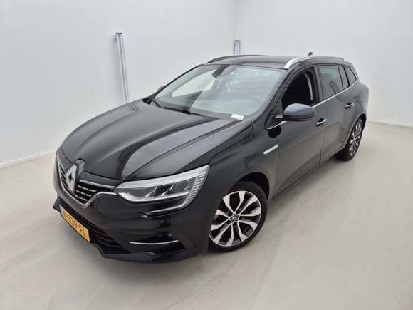 Pogled od napred levo