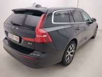 Pogled od pozadi desno