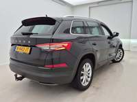 Pogled od pozadi desno