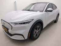 Pogled od napred levo