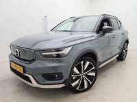 Pogled od napred levo