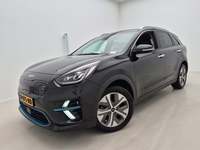 Pogled od napred levo