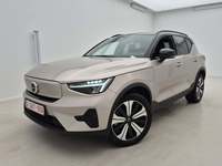 Pogled od napred levo