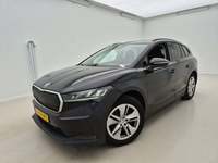 Pogled od napred levo