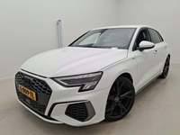 Pogled od napred levo