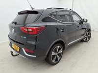 Pogled od pozadi desno