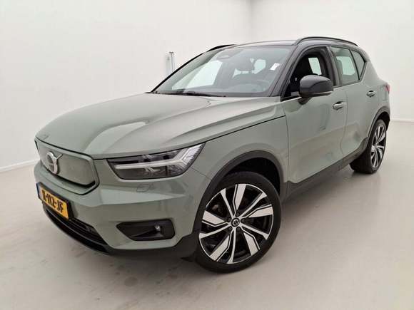 Pogled od napred levo