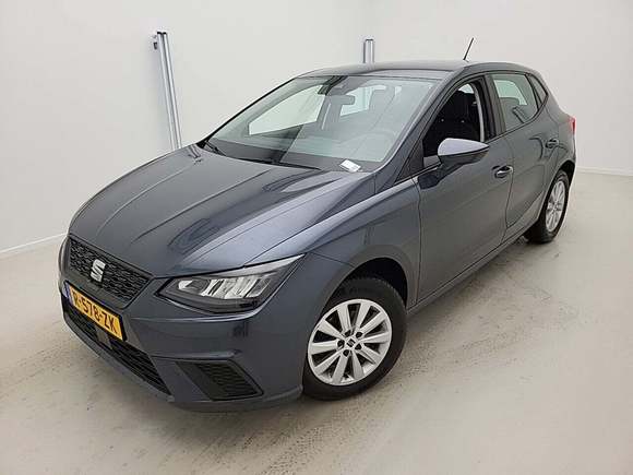 Pogled od napred levo