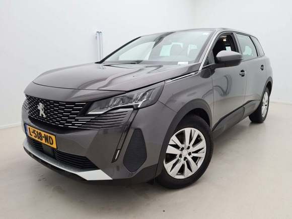 Pogled od napred levo