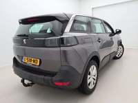 Pogled od pozadi desno