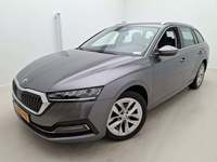 Pogled od napred levo