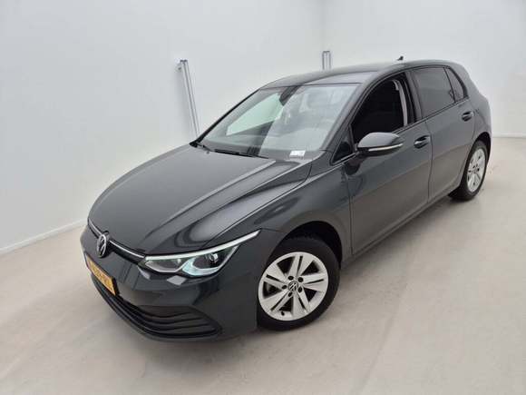 Pogled od napred levo