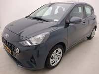 Pogled od napred levo