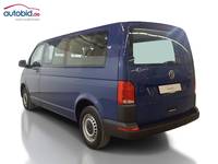 Vaade tagant vasakult