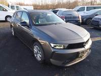 Pogled desno spredaj