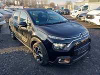 Pogled desno spredaj