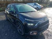 Pogled desno spredaj