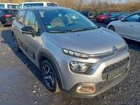 Pogled desno spredaj