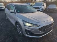 Pogled desno spredaj