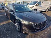 Pogled desno spredaj