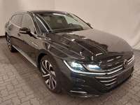 Pogled desno spredaj