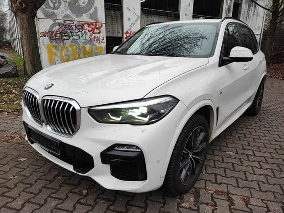 Vista anteriore sinistra