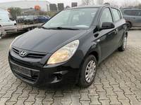 Pogled od napred levo