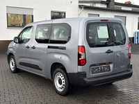 Vista posteriore sinistra