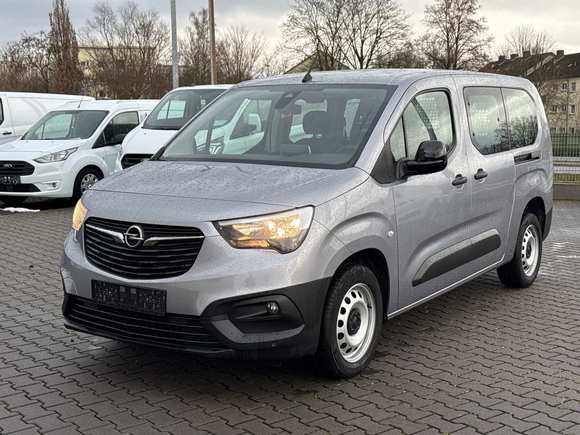 Vista anteriore sinistra