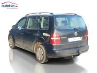 Pogled od pozadi levo