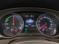 Pogled kombi instrument