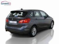 Pogled od pozadi desno