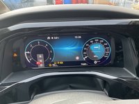 Pogled na kombinovani instrument