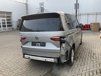 Pogled od pozadi desno