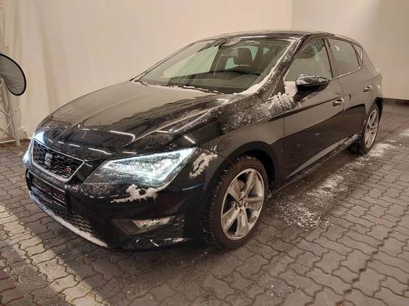 Pogled od napred levo