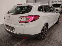 Pogled od pozadi desno