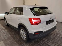 Pogled od pozadi levo