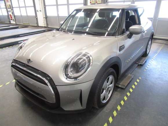 Pogled sprijeda lijevo