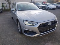 Pogled desno spredaj