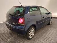 Pogled od pozadi desno