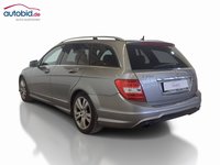 Pogled od pozadi levo