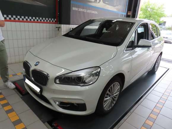 Vue de l’avant gauche